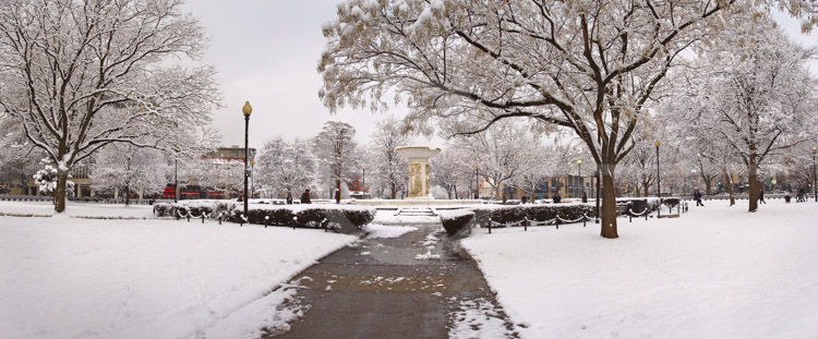 HD_STC-100 - Dupont Circle on a wintery February morning.